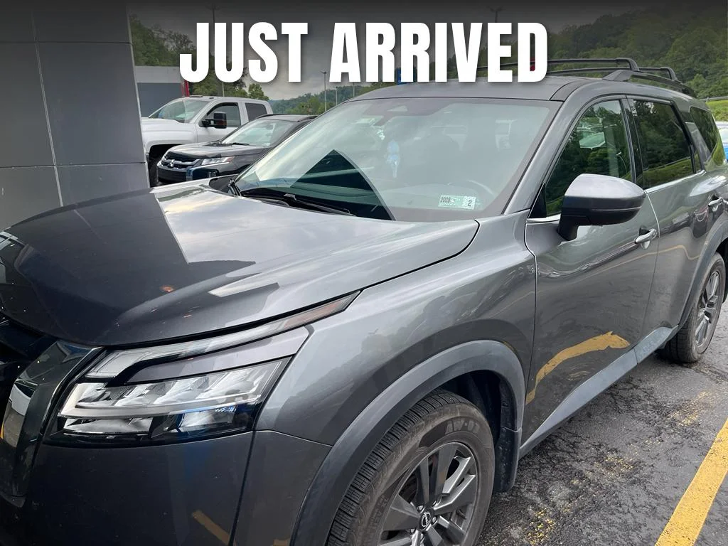 2022 Nissan Pathfinder SV 4WD's photo