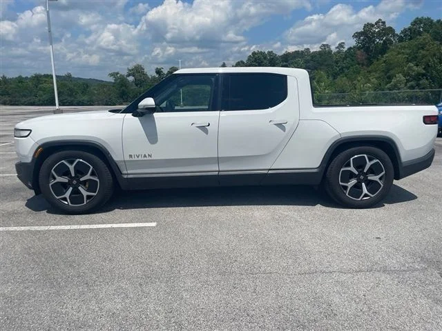 Used 2022 White Rivian Adventure image 2
