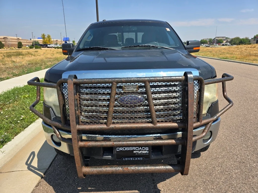 Used 2011 Tuxedo Black Metallic Ford XLT image 8