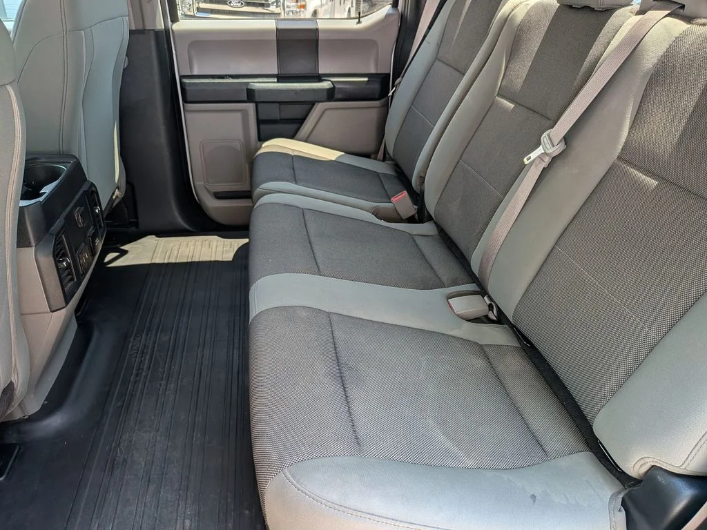 Used 2019 White Ford XL image 26