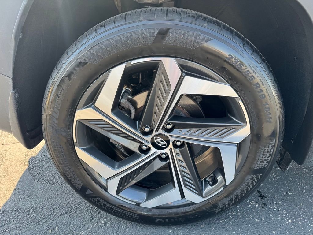 Certified Used 2024 Black Pearl Hyundai SEL image 9