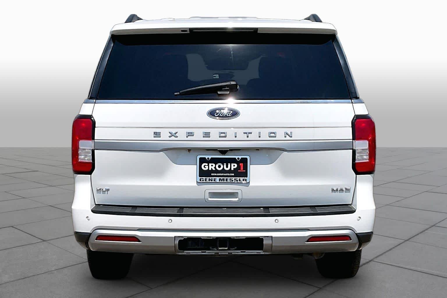 Used 2024 Star White Metallic Tri-Coat Ford XLT image 4