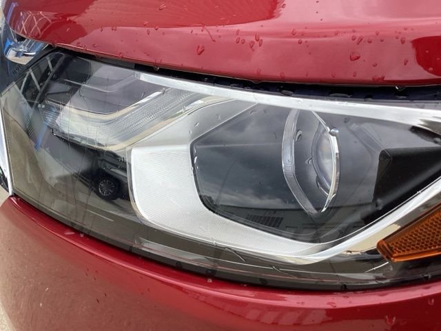 Certified Used 2019 Red Tinted Clearcoat Chevrolet Premier image 5
