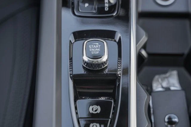 New 2026 Aurora Silver Volvo Plus image 25