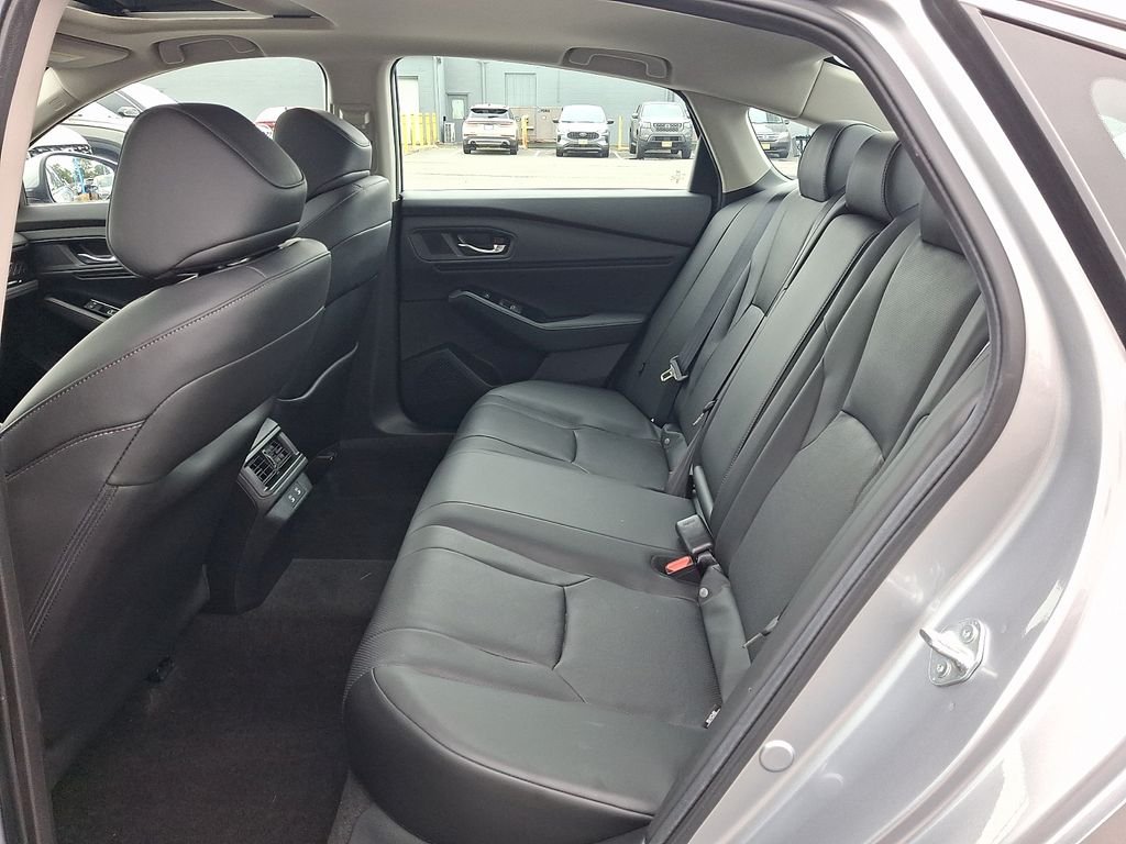 Used 2024 Silver Honda Touring image 10
