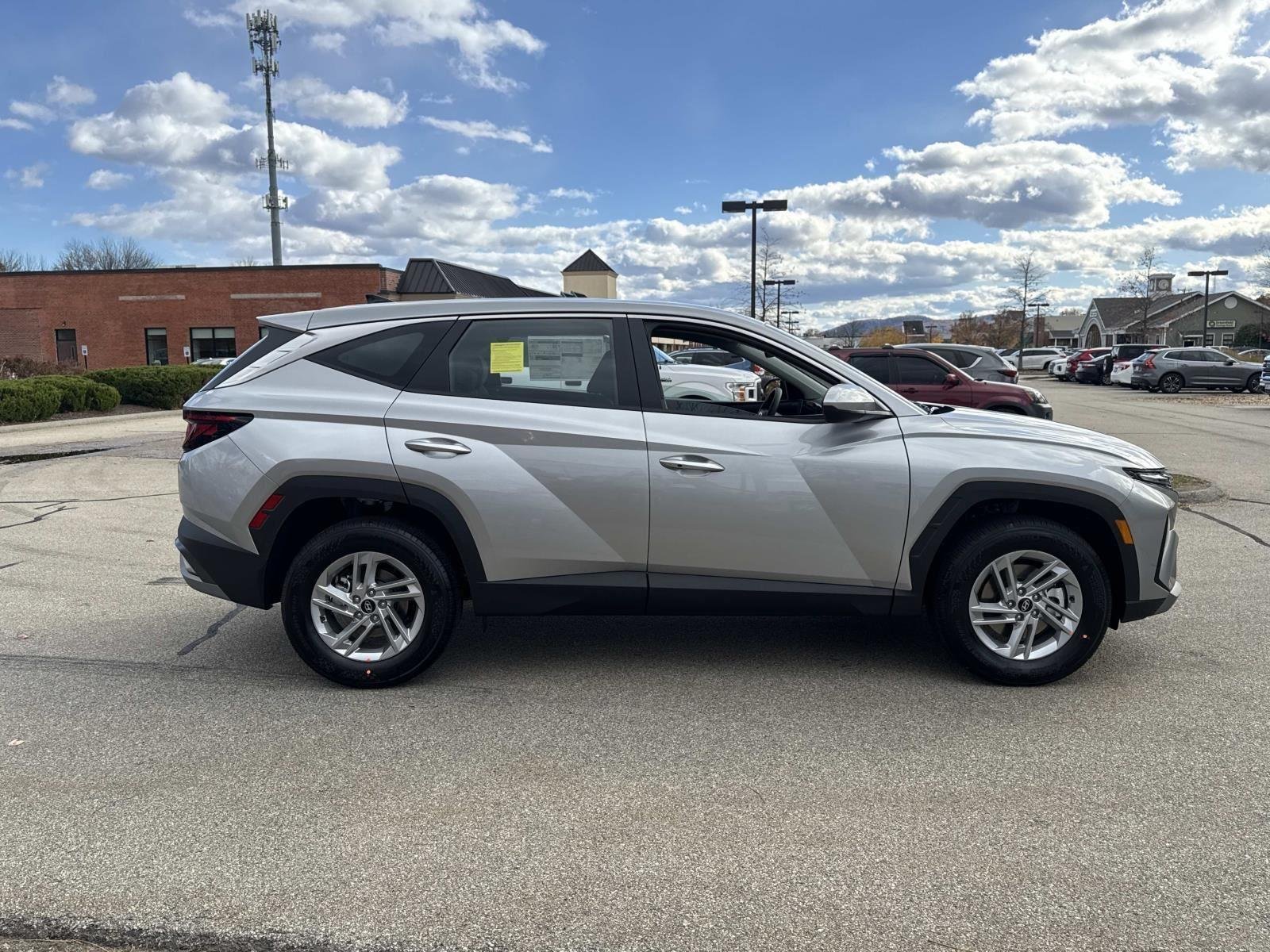 Used 2026 Shimmering Silver Hyundai SE image 5
