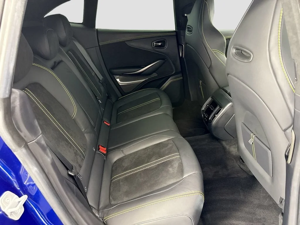 Used 2023 Total price does not include government fees, titling fee, taxes, and any finance charges. Price is Aston Martin  image 21