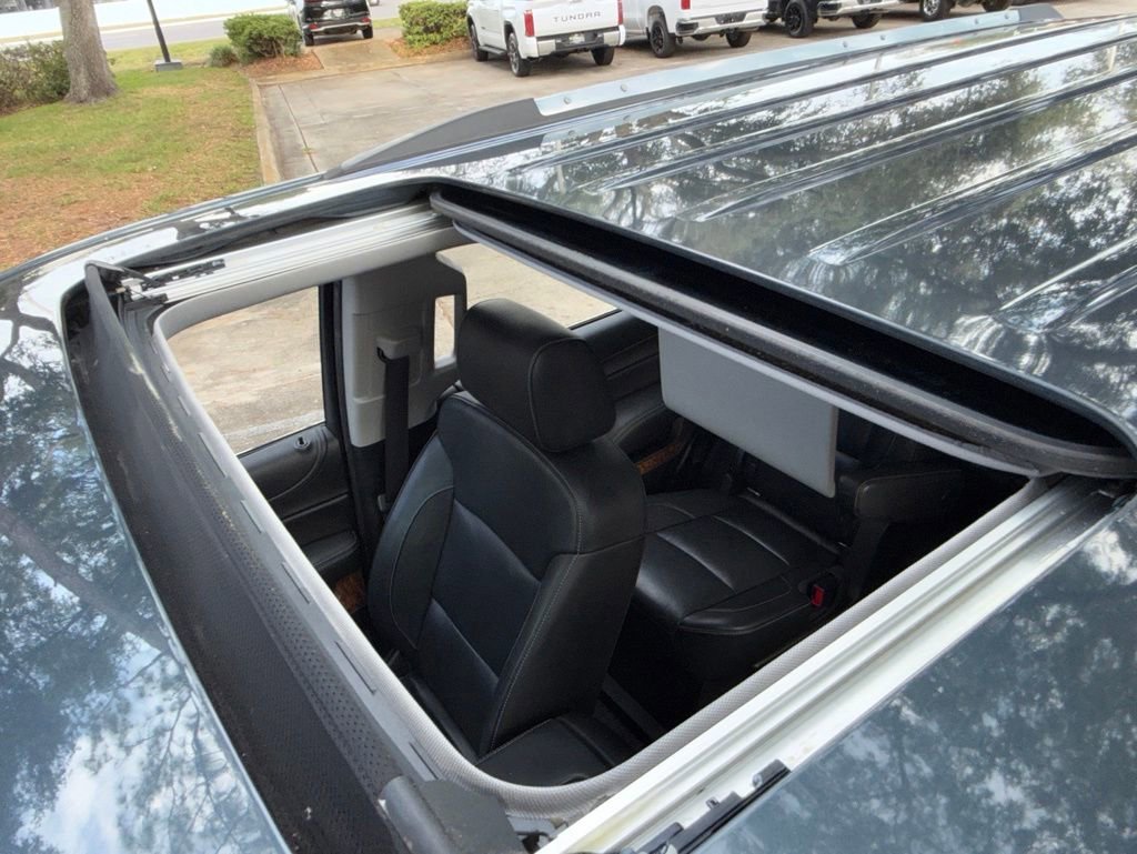 Used 2019 SHADOW GRAY METALLIC Chevrolet Premier image 77