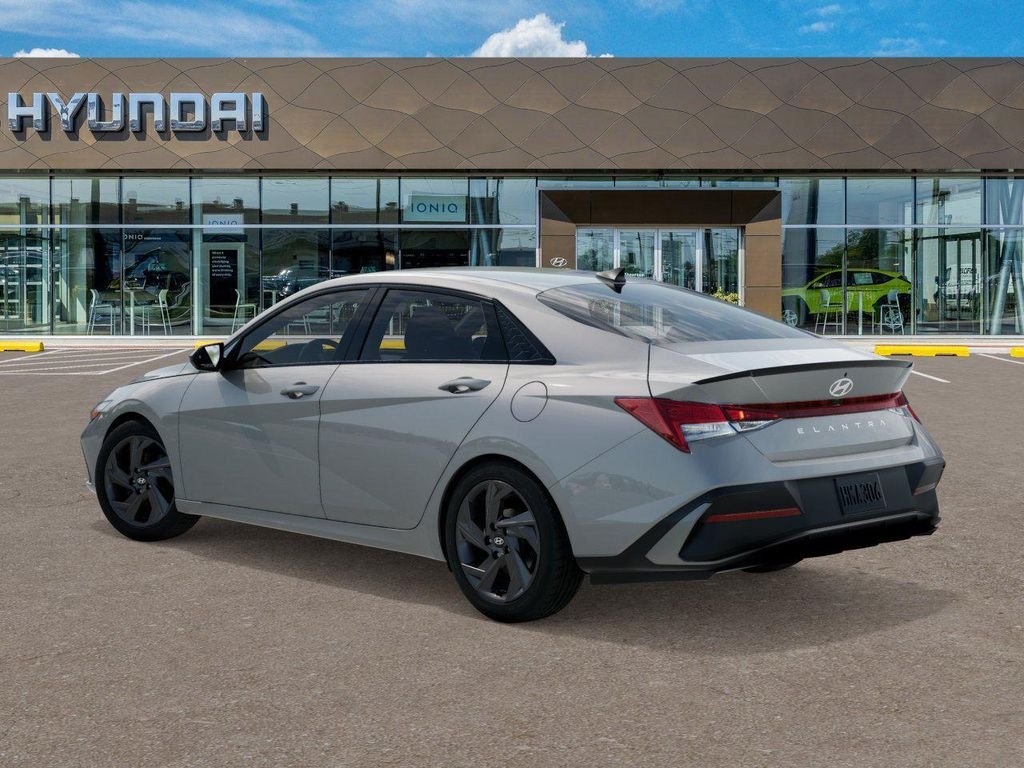 New 2026 Silver Hyundai SEL Sport image 6