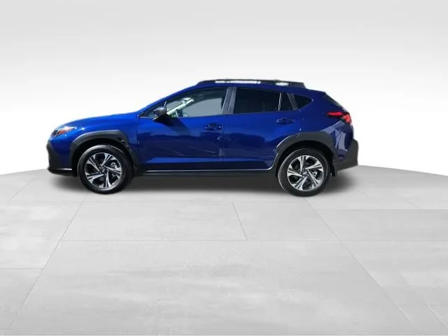 Used 2025 Blue Subaru Premium image 5