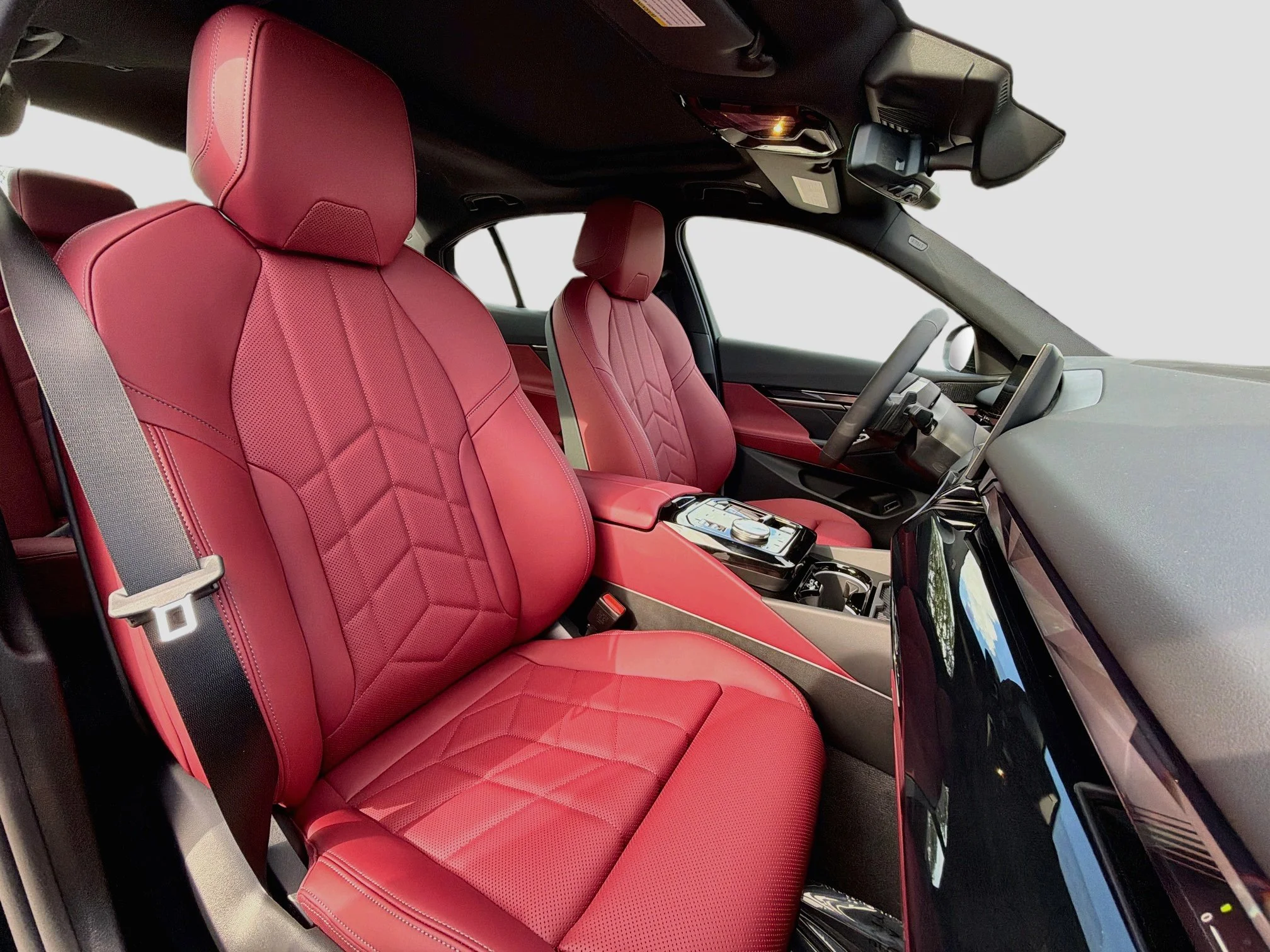 New 2027 Black Sapphire Metallic BMW 530i xDrive image 15