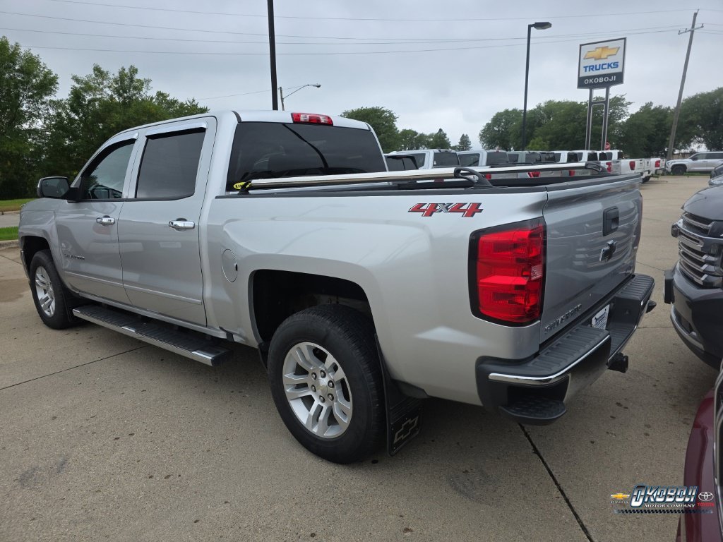 Used 2018 Silver Chevrolet LT image 7