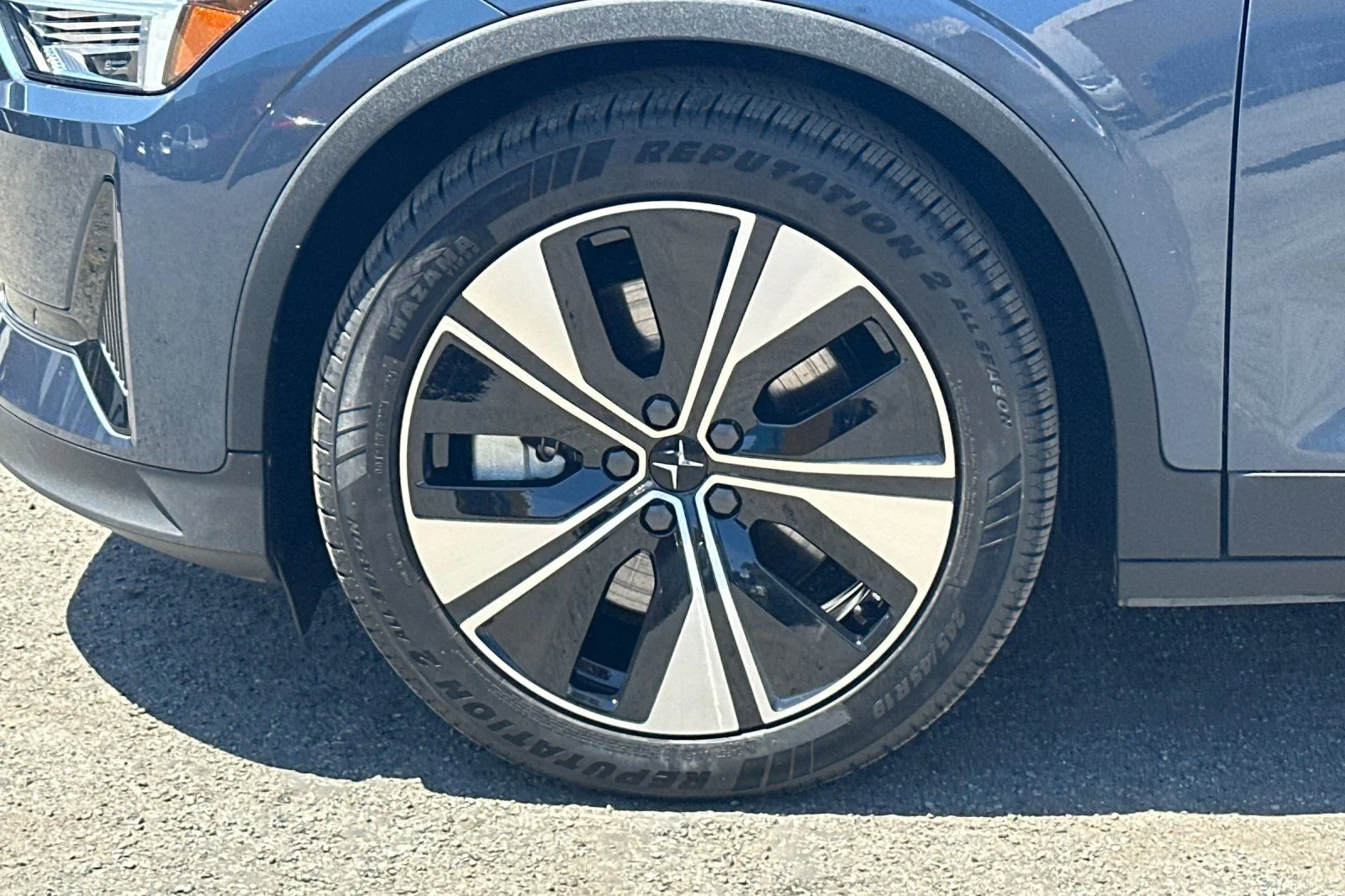 Used 2023 Midnight Metallic Polestar Long Range Single Motor image 11