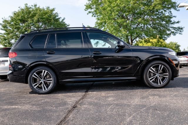 Used 2022 Black Sapphire Metallic BMW xDrive40i image 10