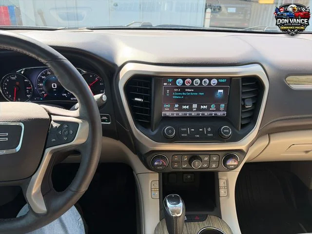 Used 2018 Red GMC Denali image 17