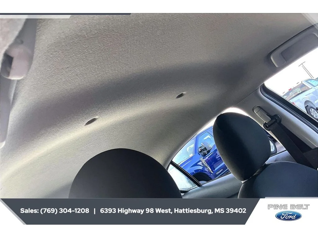 Used 2022 WHITE Mitsubishi ES image 16