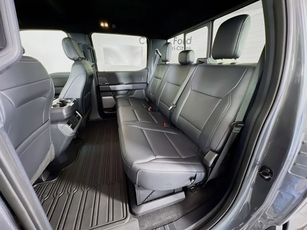 New 2026 Carbonized Gray Metallic Ford XLT image 29
