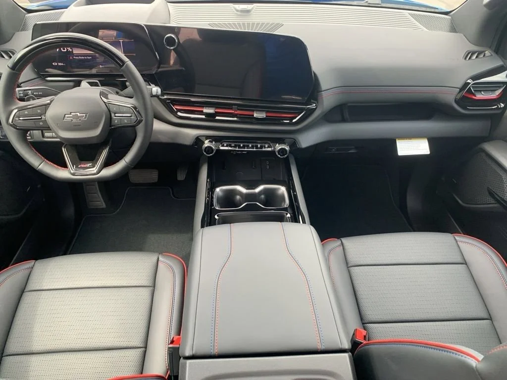 2025 Chevrolet Silverado EV RST - Photo 15
