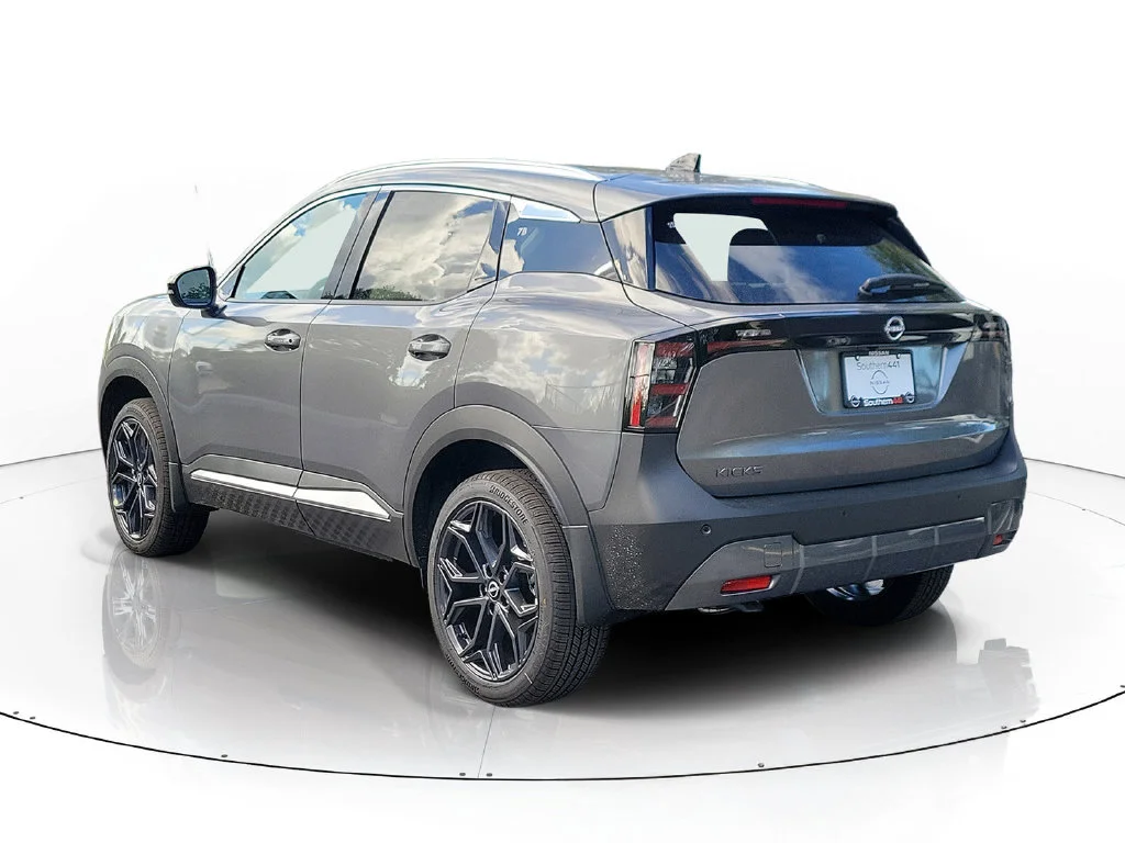 New 2027  Nissan SR image 5