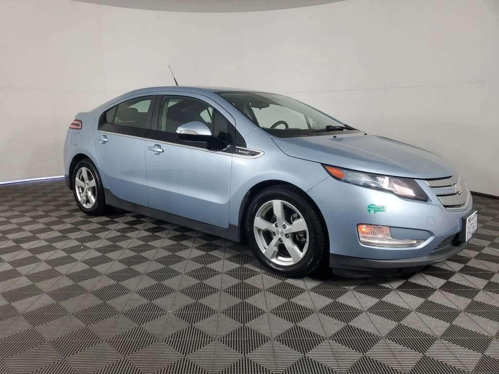 Used 2013 Chevrolet Volt Base with VIN 1G1RE6E46DU143386 for sale in Monrovia, CA