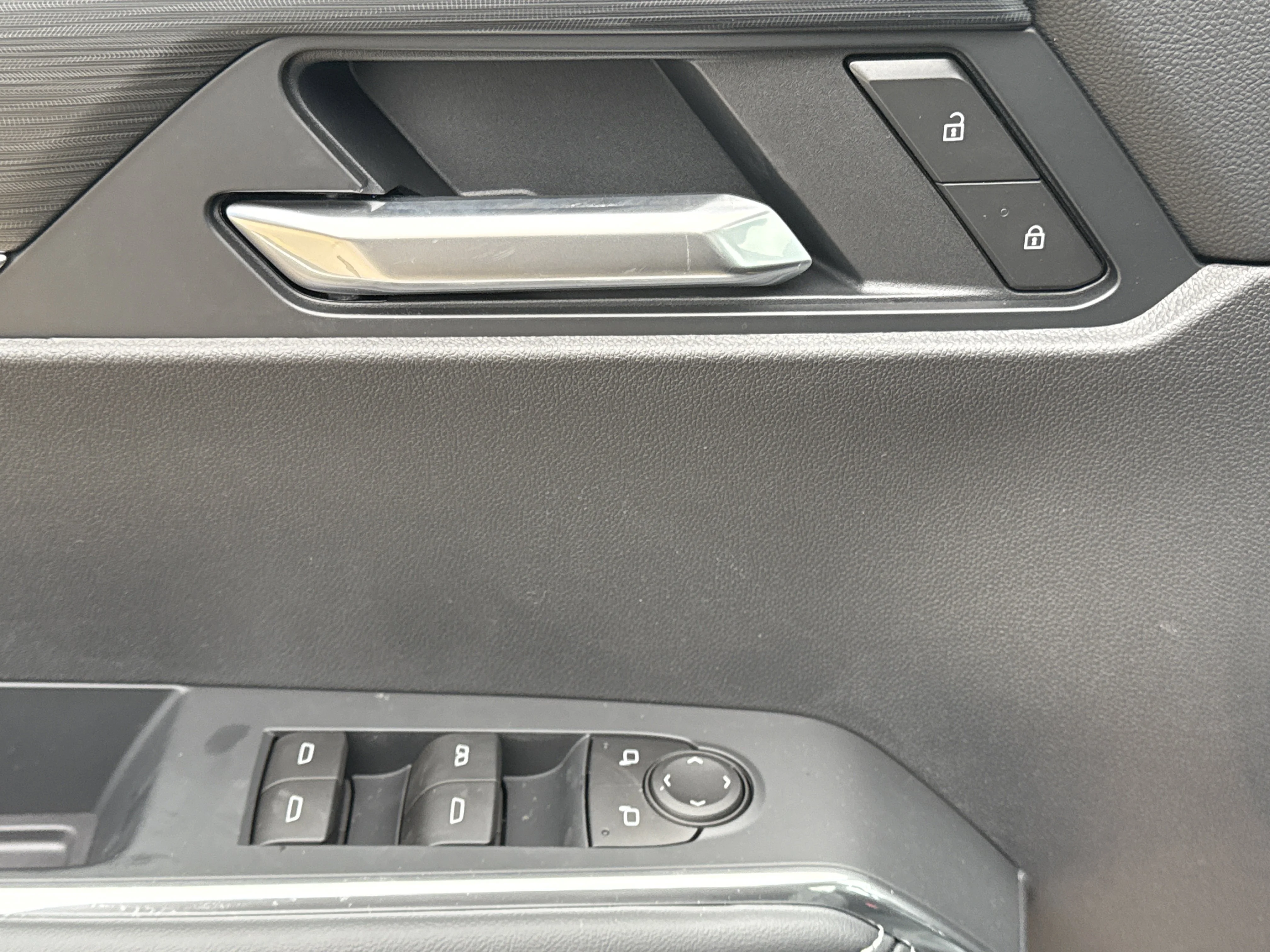 2026 GMC Acadia Elevation - Photo 17