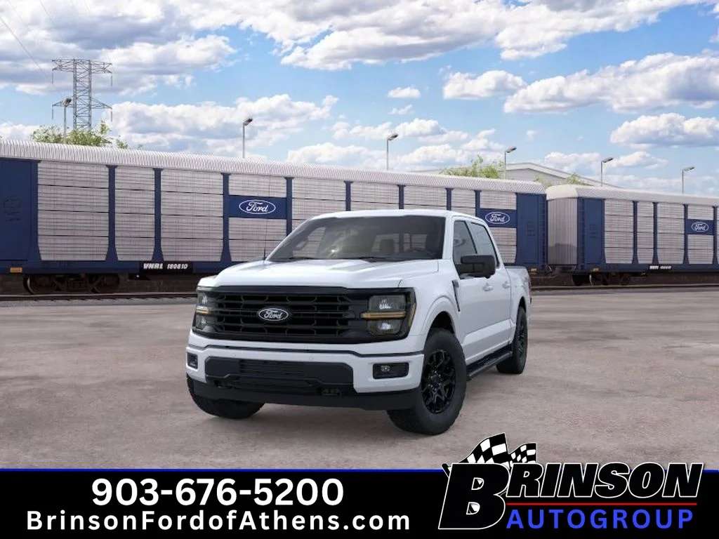 New 2026 Oxford White Ford XLT image 2