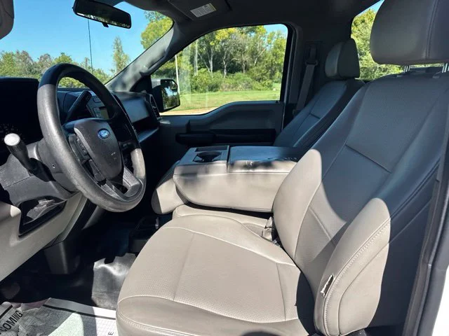 Used 2016 White Ford XL image 13