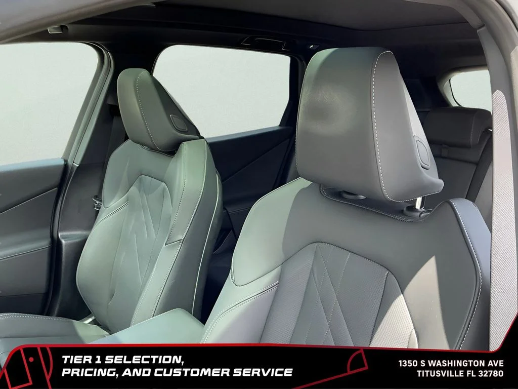 Used 2025 Gray BMW 30 xDrive image 18
