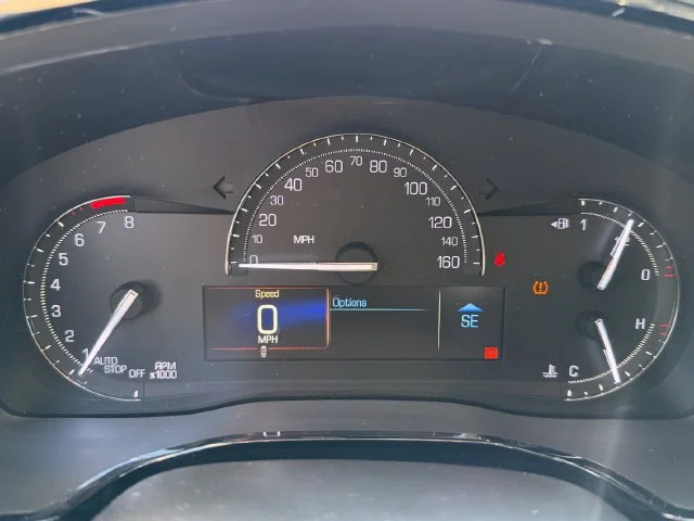 Used 2019 Radiant Silver Metallic Cadillac Luxury image 21