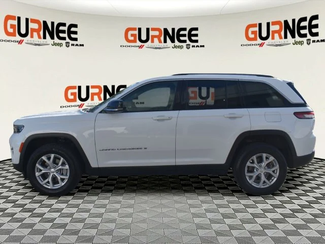 Used 2023 White Jeep Limited image 7