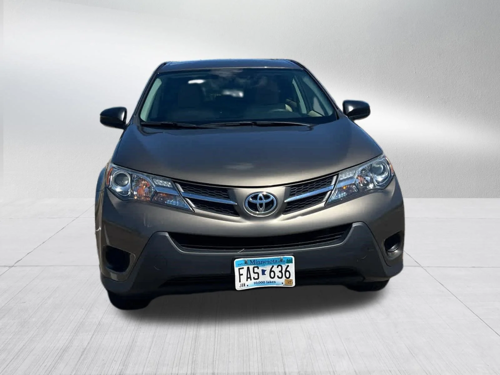 Used 2013 Toyota RAV4 LE with VIN 2T3BFREV1DW117149 for sale in Golden Valley, MN