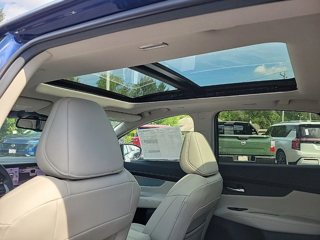 2025 Nissan Murano SL - Photo 11