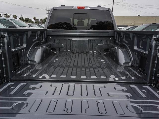 New 2026 Carbonized Gray Metallic Ford XLT image 49