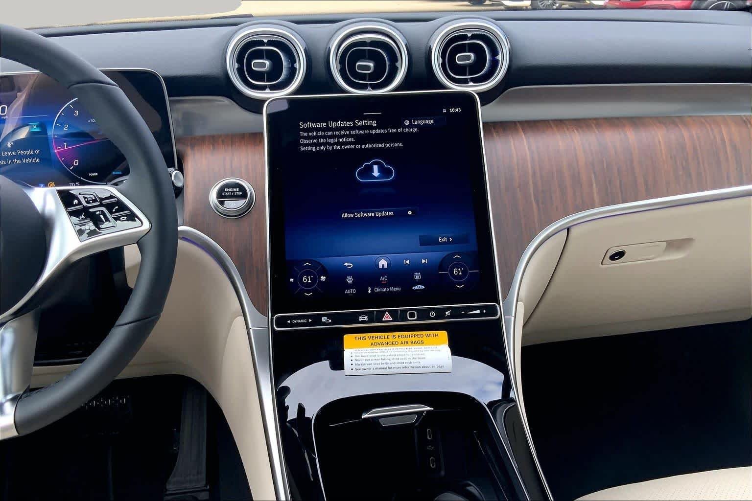 New 2027 Polar White Mercedes-Benz GLC 300 image 6