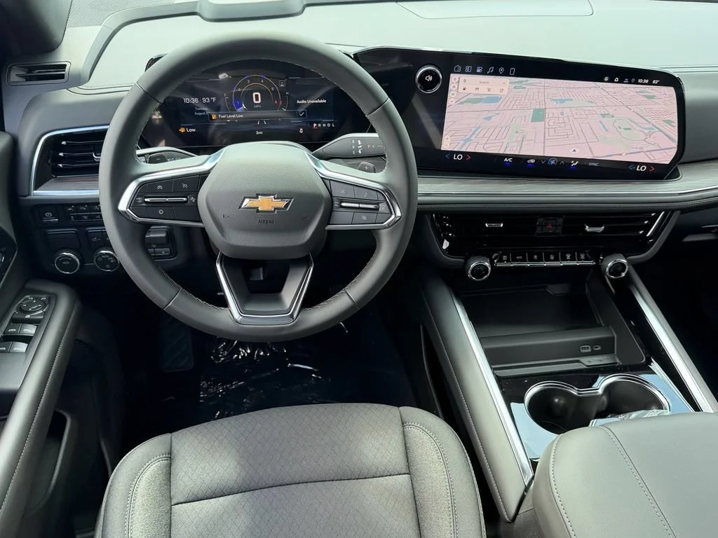 2026 Chevrolet Suburban LS - Photo 13