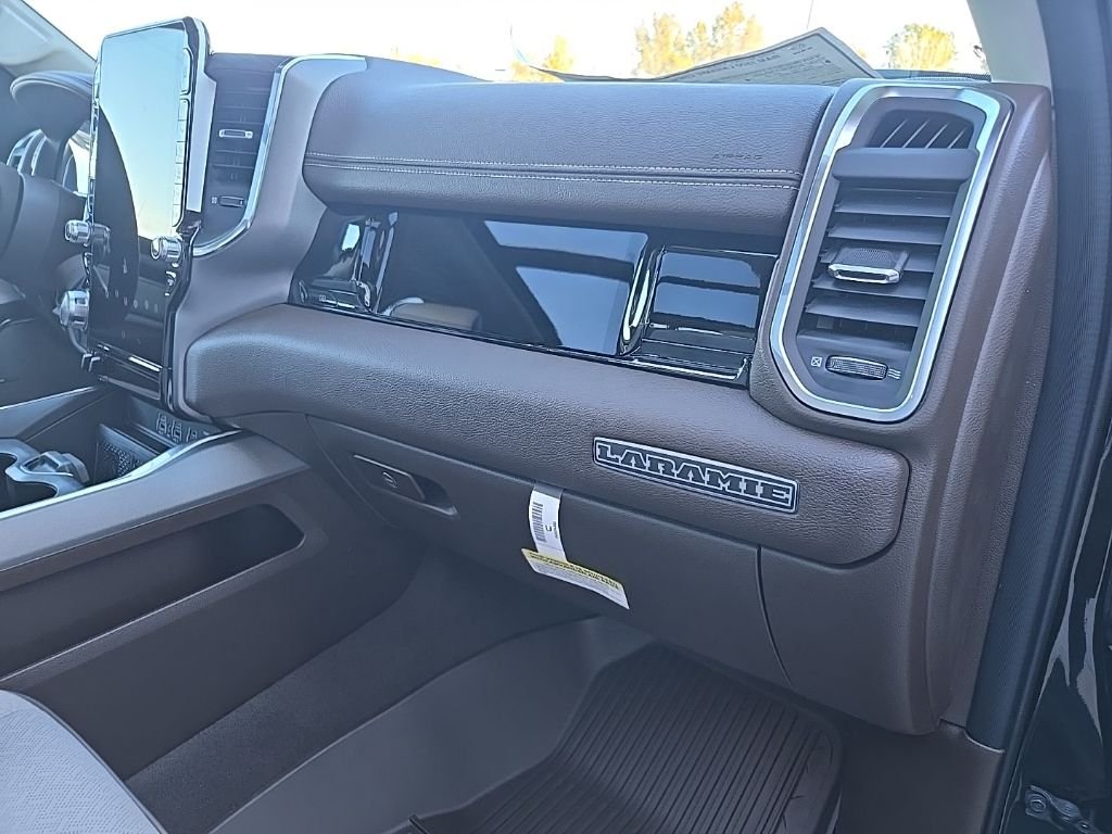 2026 RAM 1500 Laramie - Photo 92