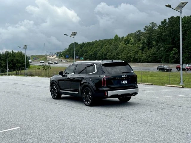 Used 2025 Black Kia SX-Prestige image 3