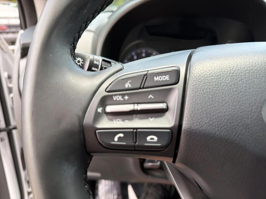 2020 Hyundai Kona SEL Plus - Photo 22
