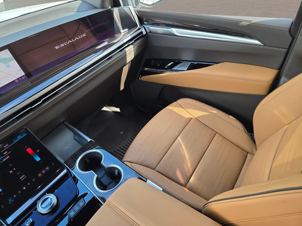 2026 Cadillac Escalade Luxury - Photo 15