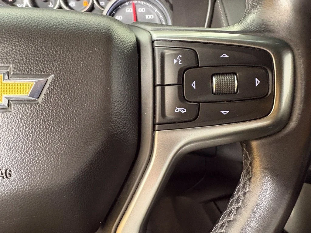 Used 2021 SUMMIT WHITE Chevrolet LS image 31