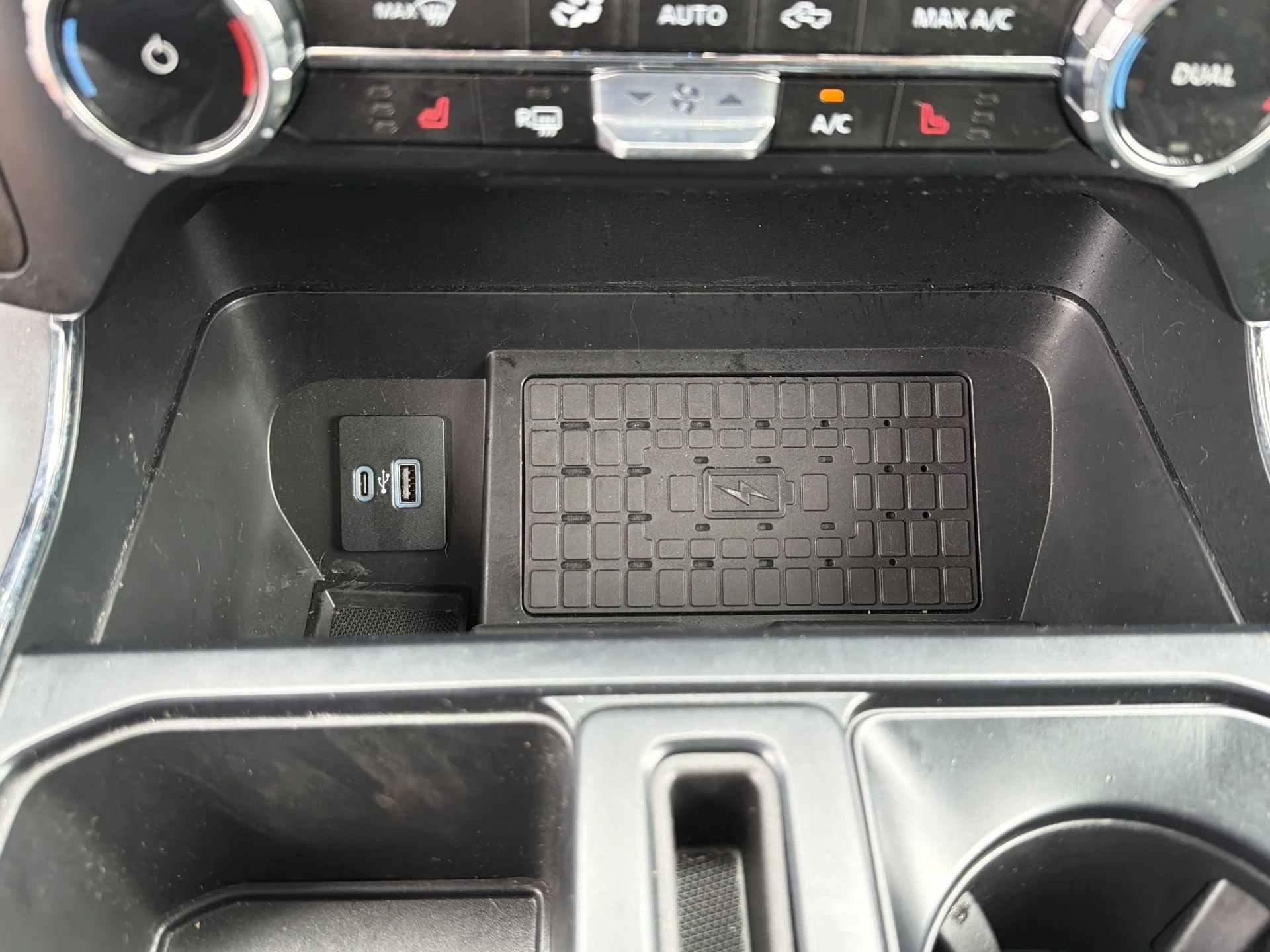 Used 2024 Red Metallic Ford XLT image 12