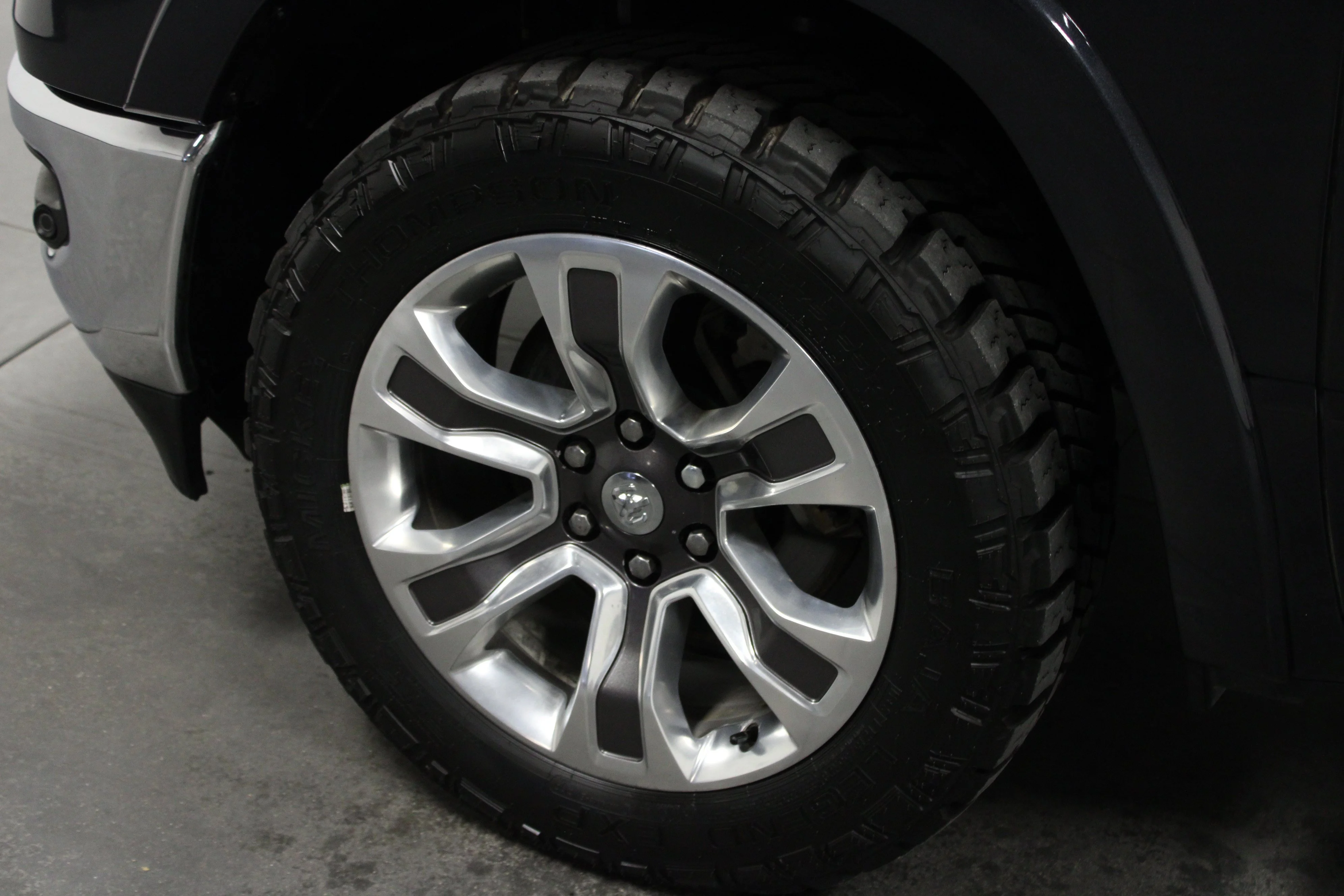 Used 2019 Maximum Steel Metallic Clearcoat Ram Laramie Longhorn image 10