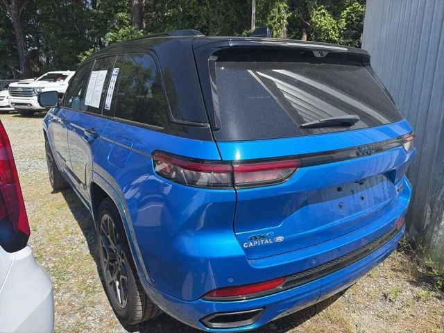 Used 2023 Blue Jeep Summit Reserve 4xe image 8