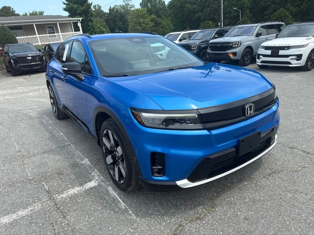 Used 2025 Blue Honda Elite image 2