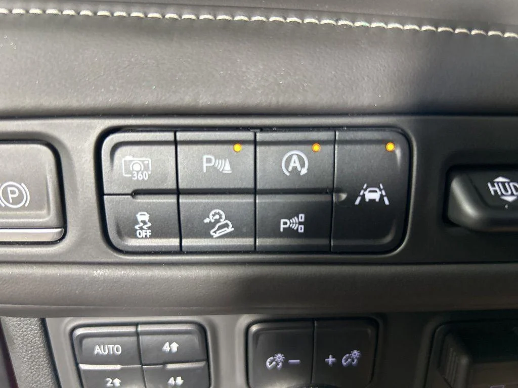 Used 2023 Volcanic Red GMC Denali Ultimate image 29