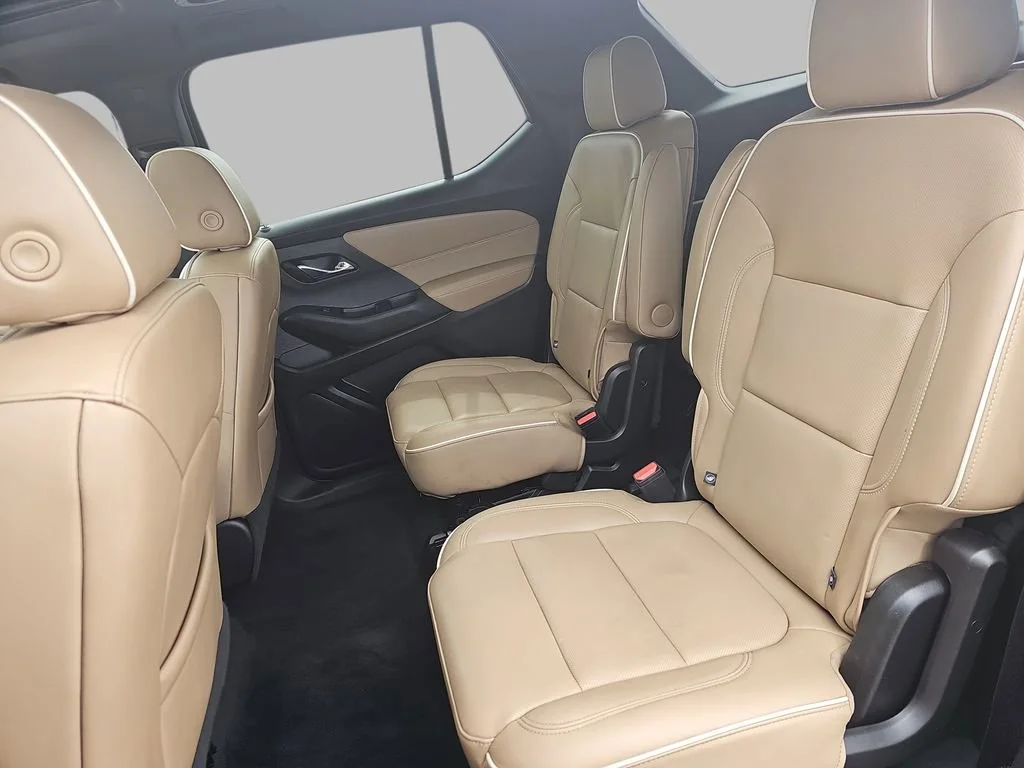Used 2023 Mosaic Black Metallic Chevrolet Premier image 19