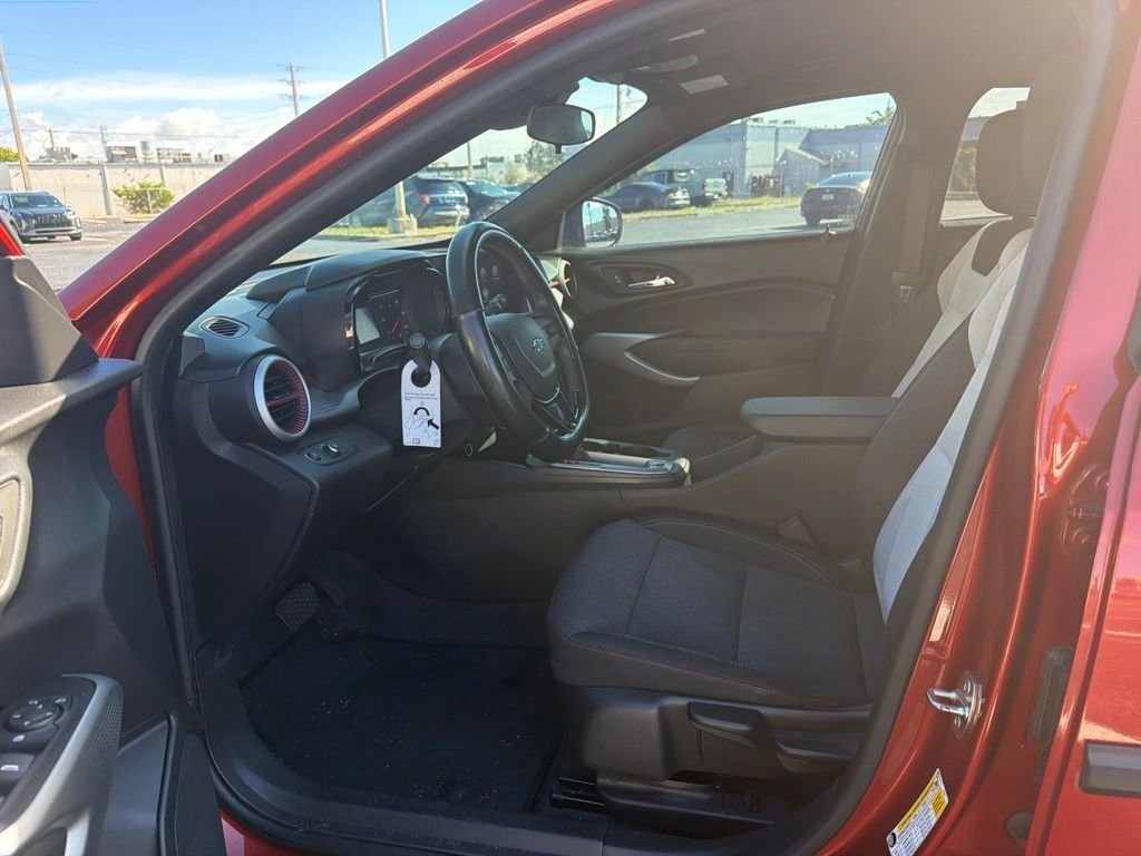 Used 2024 Red Chevrolet 1RS image 15