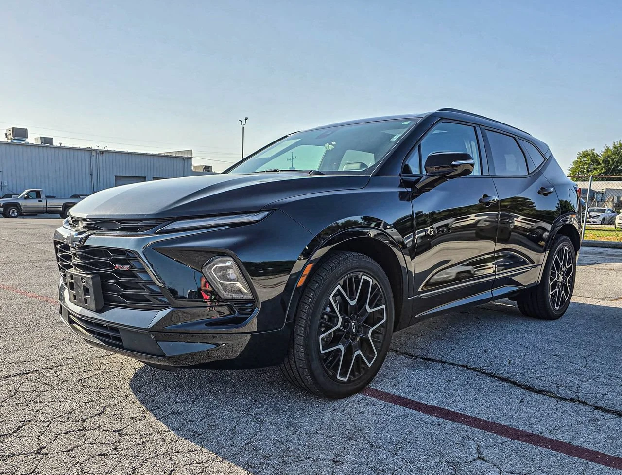 Used 2023 Black Chevrolet RS image 2