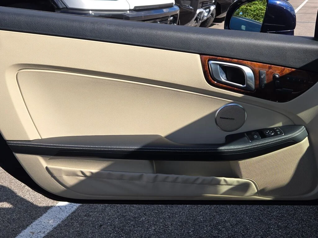 Used 2012 Blue Mercedes-Benz SLK 250 image 14