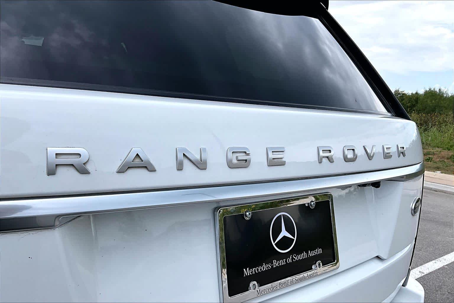 Used 2022 Fuji White Land Rover Westminster image 10